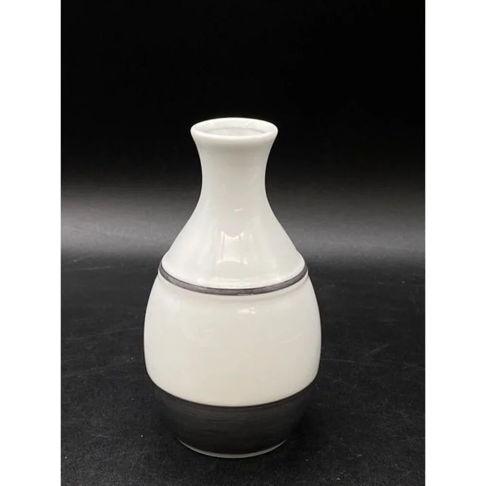 Saikai Japanese 4.5” Sake Bottle White & Gray